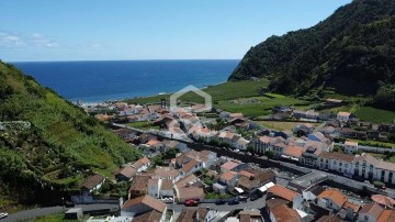 House 1 Bedroom in Faial da Terra