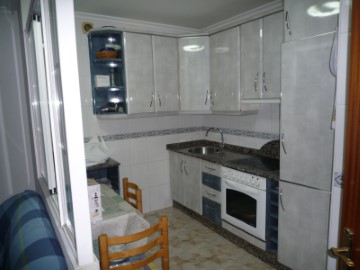 Apartment 2 Bedrooms in Cacabelos