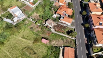 House  in Machico