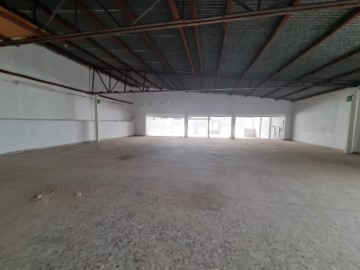 Bâtiment industriel / entrepôt à San Crispín - Huerta Nueva - Estación