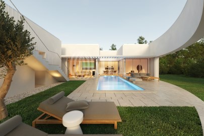 Jardim e piscina modelo Bom Sucesso Resort