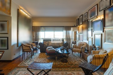 Apartment 3 Bedrooms in Aldoar, Foz do Douro e Nevogilde