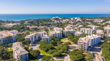 Apartamento 2 Quartos em Albufeira e Olhos de Água