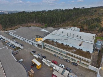 Bâtiment industriel / entrepôt à Bougado (São Martinho e Santiago)