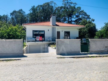 Maison 3 Chambres à Palmeira de Faro e Curvos