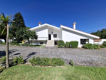 Maison 4 Chambres à Fragoso