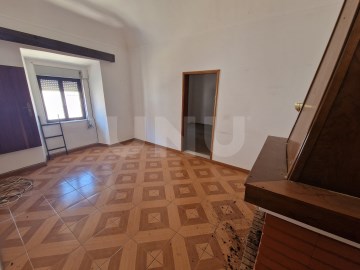 House 3 Bedrooms in Nossa Senhora da Conceição e São Bartolomeu