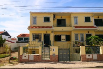 Maison 3 Chambres à Amora