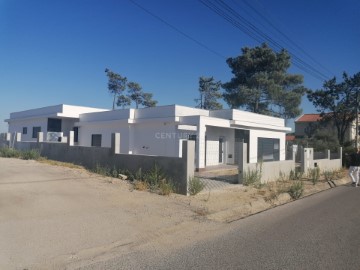 Maison 3 Chambres à Quinta do Anjo