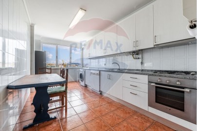 Apartment 3 Bedrooms in Braga (São José de São Lázaro e São João do Souto)