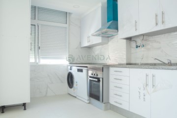 Apartment 2 Bedrooms in Barreiro e Lavradio