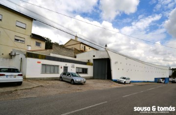 Bâtiment industriel / entrepôt à Leiria, Pousos, Barreira e Cortes