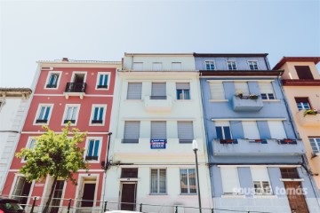 Apartamento 2 Quartos em Leiria, Pousos, Barreira e Cortes