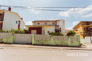 House 5 Bedrooms in Leiria, Pousos, Barreira e Cortes