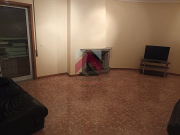Apartamento 3 Quartos em São João da Madeira