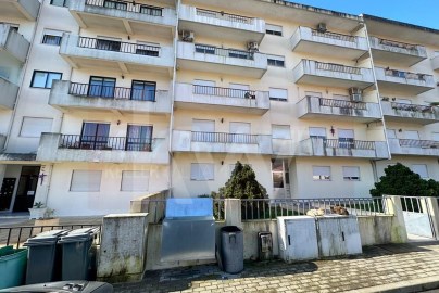 Apartamento 3 Quartos em Santa Maria da Feira, Travanca, Sanfins e Espargo