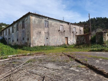 Quintas e casas rústicas 5 Quartos em Lobão, Gião, Louredo e Guisande