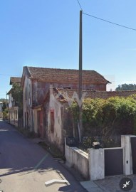 Maison 5 Chambres à Lobão, Gião, Louredo e Guisande