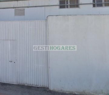 Commercial premises in León Herrero - Bahía sur