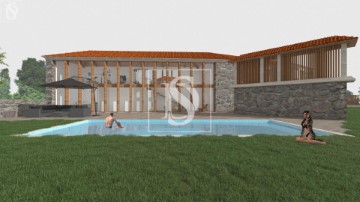 House 4 Bedrooms in Sequeade e Bastuço (São João e Santo Estevão)