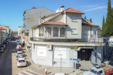 Building in Sé, Santa Maria e Meixedo