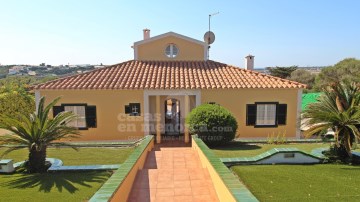 chalet cala llonga con licencia