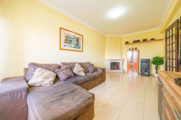 Apartment 2 Bedrooms in São Sebastião