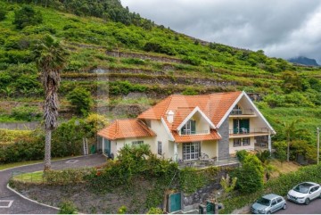 Maison 5 Chambres à São Vicente