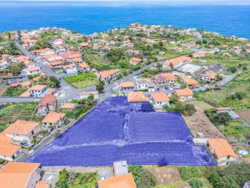 Terreno em Ponta Delgada