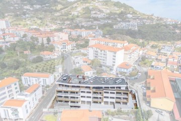 Apartment 2 Bedrooms in Caniço