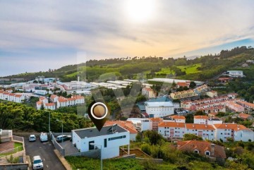 House 2 Bedrooms in Caniço