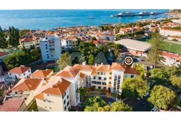 Piso 4 Habitaciones en Funchal (Santa Maria Maior)