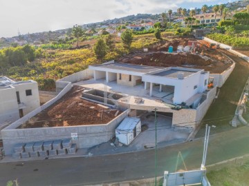 Maison 3 Chambres à Estreito da Calheta