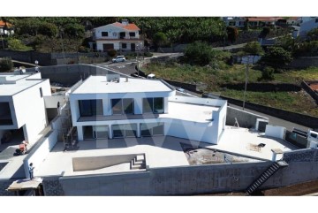 Maison 3 Chambres à Arco da Calheta