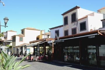 Building in Funchal (Santa Maria Maior)