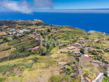 Terreno em Ponta do Pargo