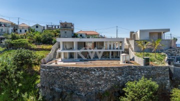 Maison 4 Chambres à Ponta do Sol