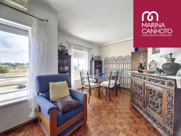 Apartment 3 Bedrooms in Estremoz (Santa Maria e Santo André)