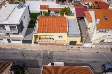 Appartement 2 Chambres à Santa Iria de Azoia, São João da Talha e Bobadela