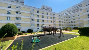 Apartamento 4 Quartos em Moscavide e Portela