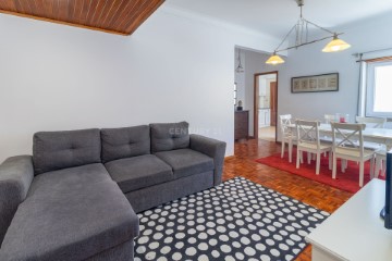 Apartment 3 Bedrooms in Santo António