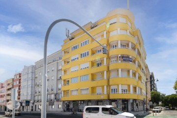 Apartamento 5 Quartos em Avenidas Novas