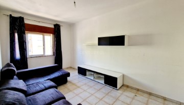 Apartment 1 Bedroom in Seixal, Arrentela e Aldeia de Paio Pires