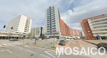 Apartamento 4 Quartos em Ramalde