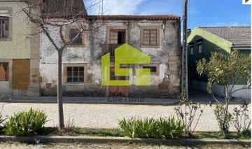 House 3 Bedrooms in Escalhão