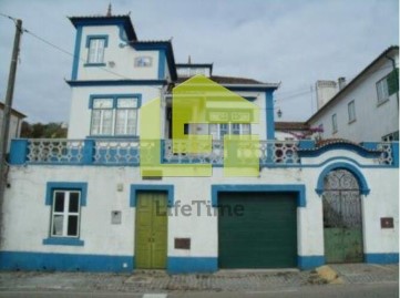 House 5 Bedrooms in Mouriscas