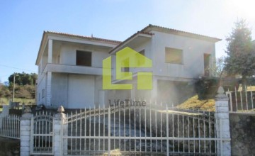 House 3 Bedrooms in Arcos