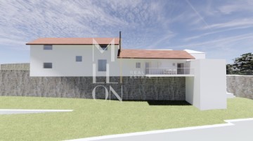 House 4 Bedrooms in Fornos