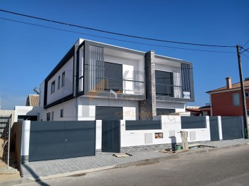 Casa o chalet 4 Habitaciones en Fernão Ferro