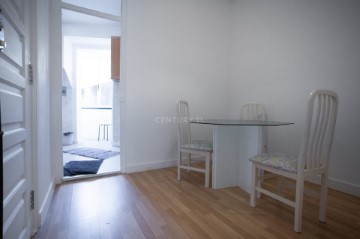 Apartment 1 Bedroom in Campo de Ourique